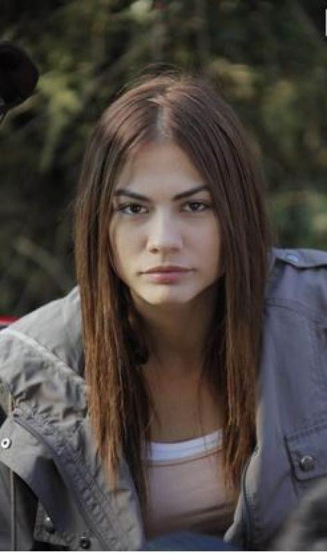 O d�nem 9 ya��nda olan ve Onur Akay'� alk��lad��� anlar kameraya yans�yan �zdemir'in de�i�imi dikkatlerden ka�mad�.