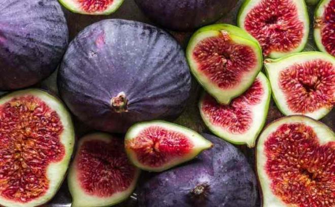 <span><strong>"VEGAN BESLENMEYE UYGUN DE��L"</strong></span>  <strong>Bu ilgin� biyolojik s�re�, �zellikle vegan beslenme konusunda zaman zaman tart��malara da konu oluyor.</strong><o:p></o:p>