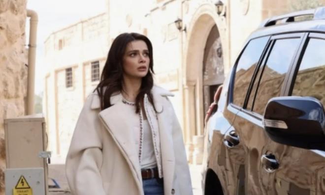 Meryem'in karde�i M�jgan karakterini canland�ran �pek Arkan'�n ise 3. sezonda ekipte yer almayaca�� �ne s�r�ld�.