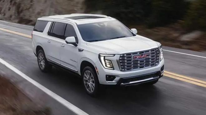 <p>�irket taraf�ndan payla��lan anahtar teslim sat�� fiyatlar� �u �ekilde a��kland�:</p>  <p>Cadillac Escalade Sport Platinum: 37.500.000 TL</p>  <p>Cadillac Escalade ESV Sport Platinum: 40.000.000 TL</p>