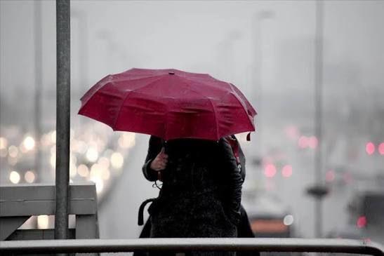 <p>Kuzeydo�udan esecek r�zgar, bir nebze rahatlama sa�lamaya devam edecek. Cuma g�n� de kentte 32 derece s�cakl�k bekleniyor.</p>  <p>&nbsp;</p>  <p>�stanbul hafta sonuna ise ya�murla giri� yapacak.</p>