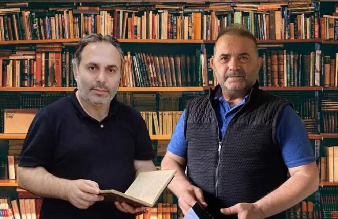 <p><strong>T�M TARTI�MALARA SON NOKTA KONULDU</strong></p>    <p>&nbsp;</p>    <p>Gazeteci �brahim �ge'nin sorular�n� yan�tlayan Hakan Y�lmaz, �zerinde Osman Gazi'ye ait bir tu�ra ve kusursuz bir Kay� damgas� bar�nd�ran bu nadide eserin, kurucu liderin etnik k�keni, ba��ms�z sultanl�k stat�s� ve beylikler �st� liderli�i hakk�ndaki t�m sanal tart��malara son noktay� koydu�unu belirtti. Y�lmaz �unlar� s�yledi:</p>