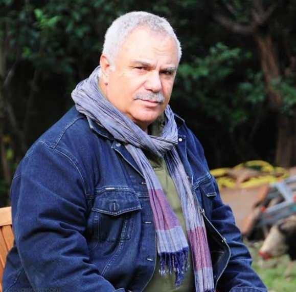"AZ KALSIN T�M B�LG�LER�M� VERECEKT�M"<br>  Ya�ad��� korku dolu s�reci Posta'dan Alev G�rsoy Cimin'e anlatan Halil Erg�n, doland�r�c�lar�n ne kadar profesyonel hareket etti�ini �u s�zlerle anlatt�: