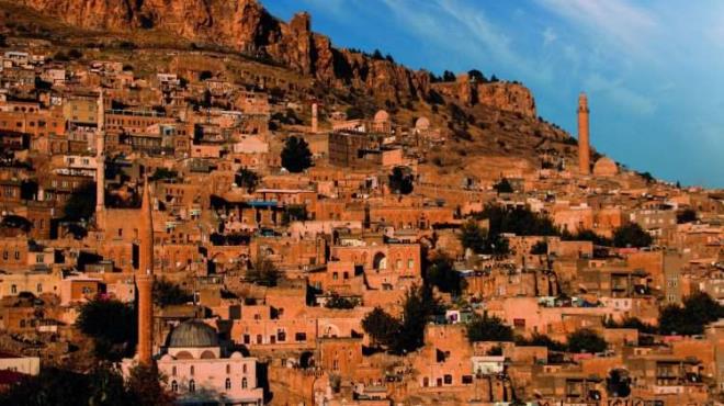 UNESCO'nun 2026 y�l� g�ncel raporunda, binlerce y�ld�r kesintisiz ya�am�n s�rd��� d�nyan�n en eski �ehirleri s�raland�. �nsanl�k tarihine ���k tutan listede T�rkiye'den de iki kadim �ehir yer alarak dikkat �ekti. Peki, d�nyan�n en eski �ehirleri hangileri, T�rkiye'den hangi iller listeye girdi.&nbsp;
