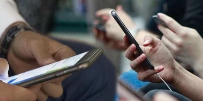 Reklam SMS'i g�nderen firma bu sefer sert kayaya �arpt�!