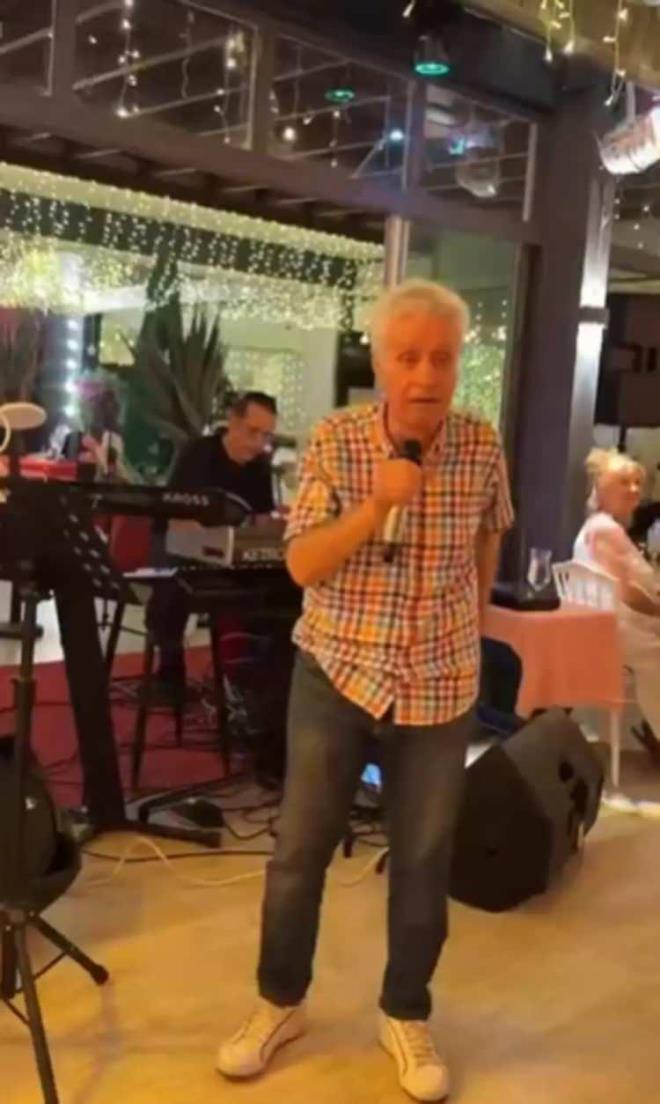 B�Y�K �LG� G�RD�<br>  <strong>Performans�yla b�y�k alk�� toplayan Tunca'n�n sosyal medyada payla��lan g�r�nt�lerine takip�iler taraf�ndan <em>"M�kemmel ses ve yorum", "�ocukluk y�llar�m akl�ma geldi", "Sesini �ok �zlemi�iz usta" </em>gibi yorumlar yap�ld�.</strong>