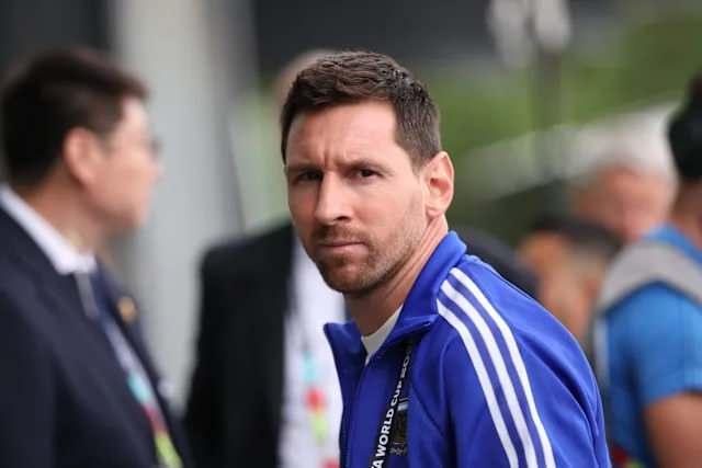 <strong>Futbolseverler, y�llar �nce ayn� karede bulu�an Messi ile Yamal'�n bu kez D�nya Kupas� finalinde rakip olarak sahaya ��kmas�n� heyecanla bekliyor.</strong>
