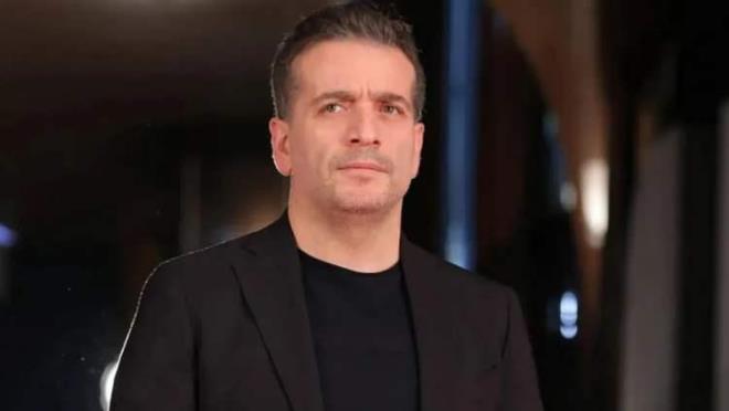 Taburcu edildikten sonra sa�l�k durumu her ge�en g�n daha iyiye giden �nl� oyuncu, hastaneden ��kt�ktan sonra a��klama yapm��t�.