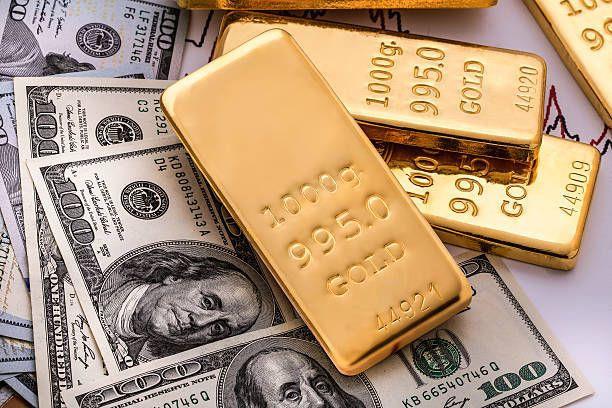 Merkez bankalar�n�n alt�na y�nelik g��l� talebinin s�rmesi beklenirken D�nya Alt�n Konseyi'nin anketine g�re rezerv y�neticilerinin y�zde 45'i kendi kurumlar�n�n da gelecek 12 ayda alt�n rezervlerini art�rmay� planlad���n� belirtti. Bu oran, ara�t�rma tarihindeki en y�ksek seviye olarak kaydedildi.