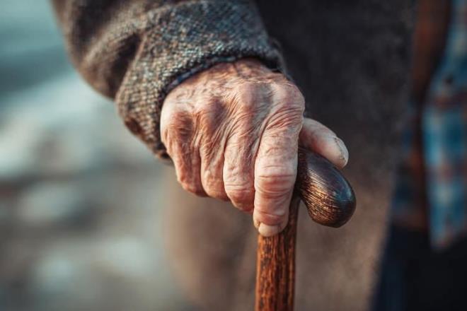 Buna g�re, do�u�ta beklenen ya�am s�resi, T�rkiye geneli i�in 78,5 y�l olarak belirlendi. Bu s�re, 2022-2024 d�neminde 78,1 y�l olarak hesaplanm��t�.
