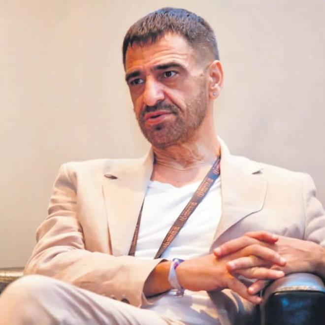 G�nayd�n'dan Tuba Kal��k'a konu�an G�rgen, Haluk Levent'in karde�i Berkant Acil hakk�nda da a��klamada bulundu.