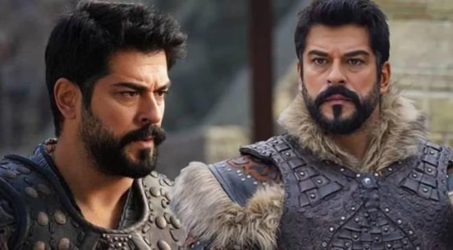 <strong>Ge�ti�imiz haftalarda e�i Fahriye Evcen ve �ocuklar�yla Bodrum'da tatil yaparken g�r�nt�lenen Burak �z�ivit'in ald��� kilolar dikkat �ekmi�ti.&nbsp;</strong>