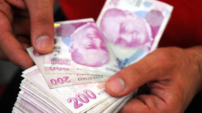 <strong>Ziraat Bankas� Emekli Promosyonu</strong><br>Ziraat Bankas�, SGK ile yap�lan protokol do�rultusunda 3 y�ll�k taahh�t kar��l���nda emekli maa�� tutar�na g�re 12.000 TL'ye varan nakit promosyon �demesi ger�ekle�tiriyor.
