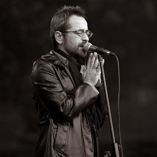 Feridun D�za�a�'tan sevenlerini �zen haber: Hastal��� y�z�nden konserlerini iptal etti...