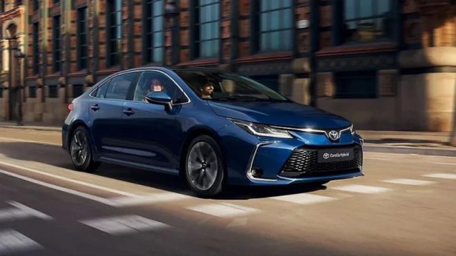 <p><strong>Toyota Corolla fiyatlar� - A�ustos 2026</strong><br>1.5 Benzinli Vision Plus Multidrive S - Liste fiyat�: 2.284.000 TL | Kampanyal� fiyat: 1.790.000 TL</p> <p>1.5 Benzinli Dream Multidrive S - Liste fiyat�: 2.609.000 TL | Kampanyal� fiyat: 2.040.000 TL</p> <p>1.5 Benzinli Dream X-Pack Multidrive S - Liste fiyat�: 2.753.000 TL | Kampanyal� fiyat: 2.160.000 TL</p> <p>1.5 Benzinli Flame X-Pack Multidrive S - Liste fiyat�: 2.963.000 TL | Kampanyal� fiyat: 2.215.000 TL</p> <p>1.5 Benzinli Passion X-Pack Multidrive S - Liste fiyat�: 3.126.000 TL | Kampanyal� fiyat: 2.370.000 TL</p>
