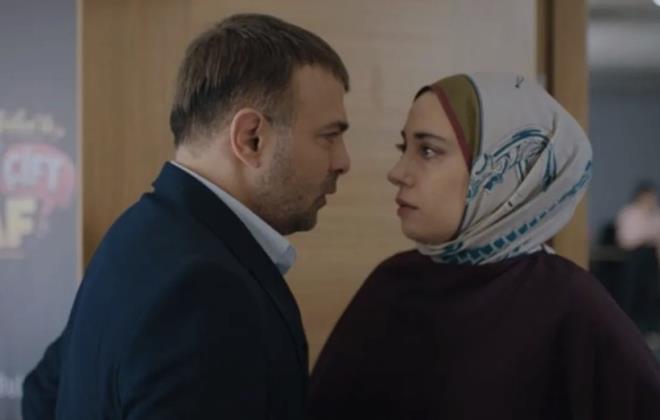 <div class="content-text">NURSEMA KARAKTER�NE VEDA: CEREN KARAKO� KADRODAN AYRILIYOR<br> <p>Dizinin ba�lad��� ilk g�nden bu yana sergiledi�i oyunculuk performans� ve Nursema �nal karakterinin ge�irdi�i d�n���mle reytinglerin zirvesine yerle�en Ceren Karako�, iddialara g�re yeni sezonda K�z�lc�k �erbeti ekibinde yer almayacak.</p>      </div>      <div class="post__gallery-item-pagination">          <div>              <span class="page"></span></div></div>
