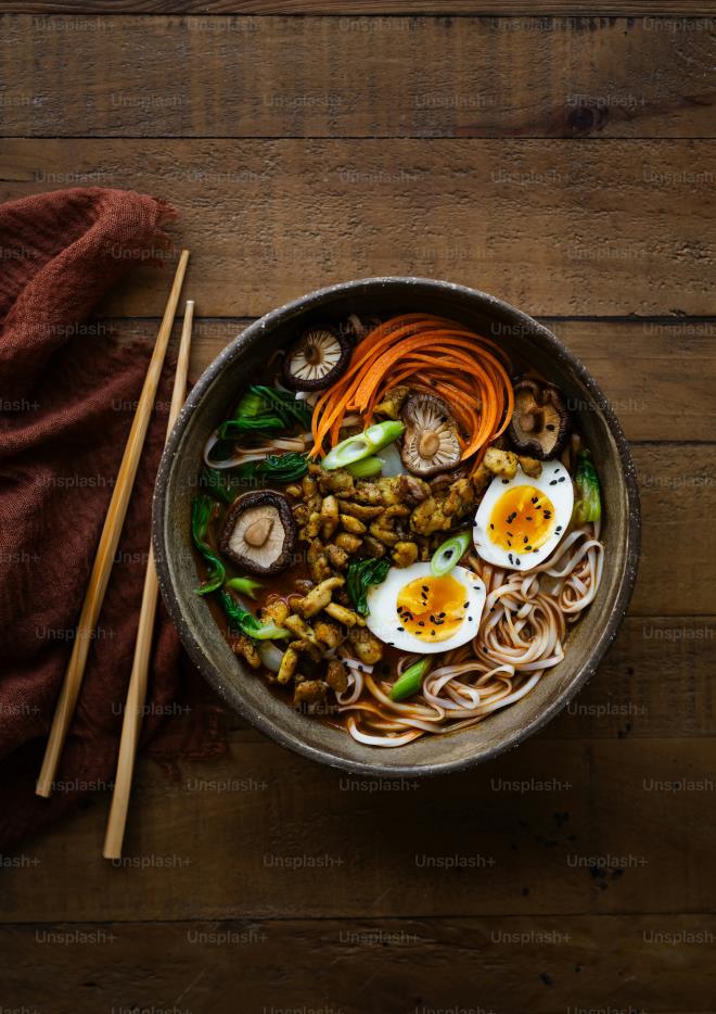 Ramen  <br>  Japonya'n�n s�cak ve doyurucu yemek k�lt�r�n�n en bilinen �rneklerinden.