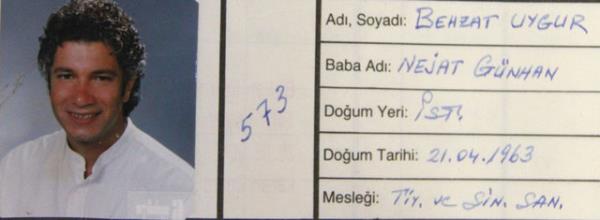 Sinemaya, tiyatroya ve sahnelere emek veren ve bugun belki de ok zor koullarda yaayan sanatlarmza destek olmak ve onlar huzurlu bir at altnda toplamak amacyla, kayyuma devredilen bu odamz harekete geirmek abas iindeyiz.