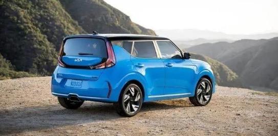 11) KIA SOUL<br>2.6 KAT DAHA FAZLA