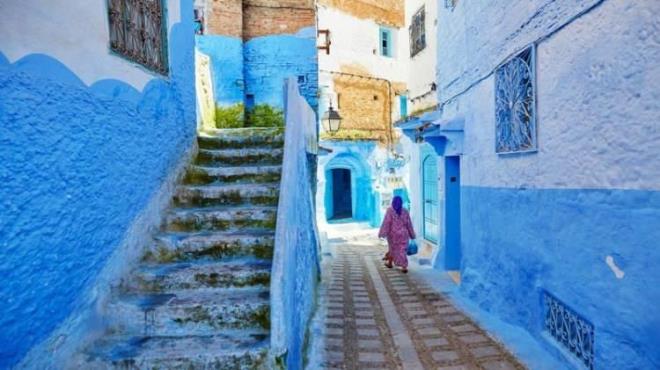 D�nyan�n en s�ra d��� �ehirlerinden biri olarak �ne ��kan Chefchaouen adeta sanat galerisini and�r�rken Fas’�n en �ok turist ge�en turizm destinasyonlar�ndan biri olmay� s�rd�r�yor.