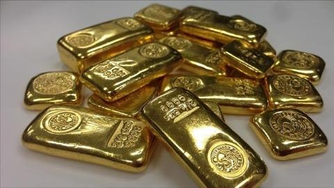 Bu durum piyasalar�n Fed'in faiz politikas�na ili�kin beklentilerini de etkiledi. Enerji maliyetlerinin y�ksek kalmas� halinde enflasyon bask�s�n�n devam edebilece�i d���ncesi, ABD Merkez Bankas�'n�n faizleri daha uzun s�re y�ksek tutabilece�i beklentisini g��lendirdi.