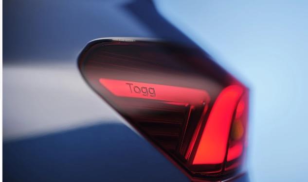 <strong>Togg T6X ne zaman ��kacak?</strong><br>Togg T6X i�in beklenen tarih Haziran 2027 olarak �ne ��k�yor. Togg Y�netim Kurulu Ba�kan� Fuat Tosyal�, 31 A�ustos 2026'da yapt��� a��klamada T6X i�in gelecek y�l haziran ay�nda talep toplamaya ba�layacaklar�n� ve haziran ay�n�n sonundan itibaren ara�lar� kullan�c�lara sevk etmeyi planlad�klar�n� a��klad�.