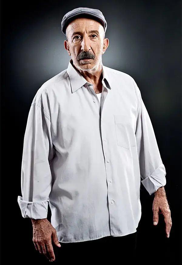 <strong>Uzun s�redir ekranlardan uzak olan oyuncunun son hali ortaya ��karken, dizinin unutulmaz sahnelerini yeniden hat�rlatt�.</strong>
