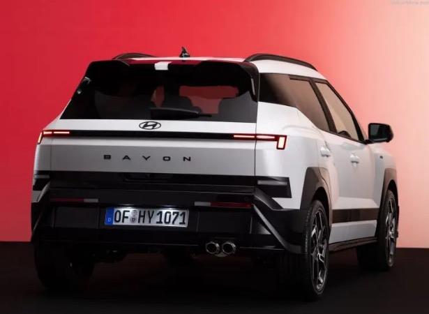 T�rkiye'de �retilen modelleri Paris'e getirdiklerini aktaran Martinet, "Hyundai'nin Avrupa'daki iddias�n� ortaya koyan yeni nesil Tucson'u getiriyoruz. C-SUV segmentindeki ba�ar�l� form�l� B-SUV segmentine uyarlad���m�z ve T�rkiye'de �retilecek olan yeni Bayon'u da getiriyoruz. Ayr�ca yeni bir ticari ara� daha sunuyor ve �ok daha '�ampiyonlar Ligi' niteli�indeki modellerimizle �ok daha fazlas�yla kararl�l���m�z� ortaya koyuyoruz." diye konu�tu.