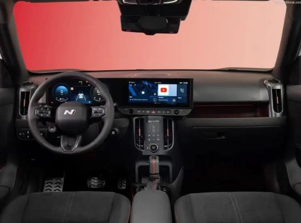 Daha g��l� bir SUV kimli�iyle tasarlanan yeni Bayon, Hyundai Digital Key 2, kablosuz Apple CarPlay ve Android Auto ba�lant�s�, opsiyonel �ift 12,3 in� kavisli ekran ve 440 litrelik bagaj hacmi sunuyor.