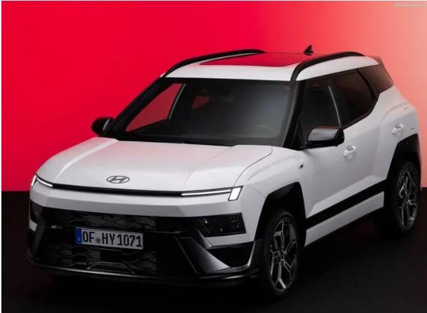<p>�zmit'te art�k benzinli motorlar ile hibrit motorlar ve elektrikli ara�lar da �reteceklerinin alt�n� �izen Martinet, fabrikan�n kompakt s�n�ftaki ara�lara hizmet etme konusunda kilit rol oynayan bir fabrika oldu�unu vurgulad�.</p> <p>Martinet, Avrupa'da biraz zemin kaybettiklerini, bu nedenle Avrupal� kullan�c�lar�n ihtiya� ve beklentilerine tam anlam�yla yan�t verdiklerine inand�klar� ara�larla kaybettikleri bu zemini yeniden kazanmay� hedeflediklerini belirtti.</p>