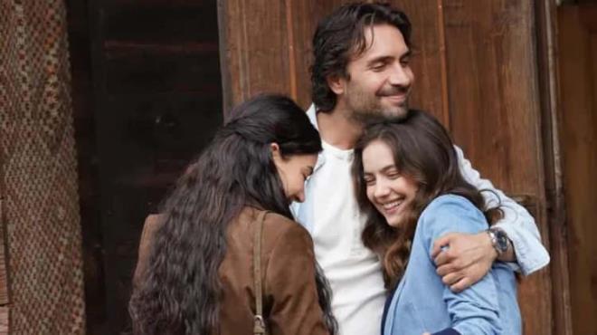 <strong>Yeralt� ve Ta�acak Bu Deniz dizisinin ba�rollerinde yer alan isimlerin b�l�m ba��na ald�klar� �ne s�r�len �cretler �u �ekildeydi:</strong>