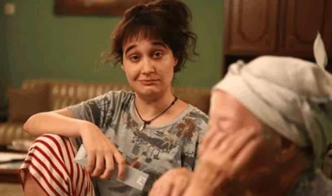 <strong>Kilo vermek i�in Tayland’da detoks kamp�na bile giden �nl� oyuncu, ya�ad��� zorlu s�reci �arp�c� s�zlerle anlatt�.</strong>