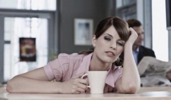 Onlar rahat brakn.ster evlenirler ister bekar kalrlar. Herkes evlenmek zorunda deil, unutmayn. Bekarlk sultanlktr evet, ama baz sorular srekli duymak hi elenceli deil ve sultanlara yakmyor. <p><b>te bekarlarn duymaktan bkp usand 25 cmle</b></p>