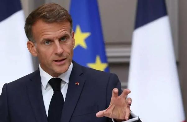 <h3>EMMANUEL MACRON | MANU</h3> <p> Macron, kendisine 'Manu' diye seslenen �ocu�u azarlad��� i�in lakab� 'Manu' diye kald�.</p>