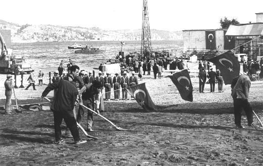 Boazii Kprs'nn temel atma treninden bir fotoraf...