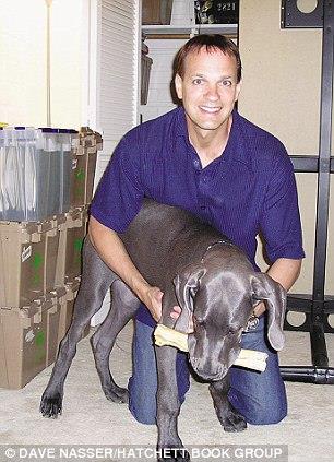 George'un olmas gerekenden 45 kilo fazla olduu ve lmnn de ana sebebinin kilo kaynakl salk sorunlar olduu belirtiliyor.