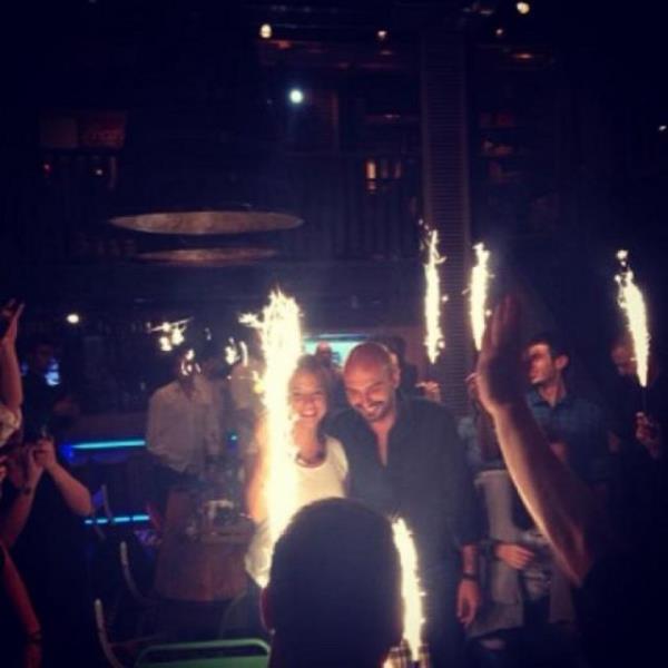 AYE ZYILMAZEL ahane bir partiyle yeni yama girdim