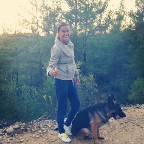 TUBA ZAY Olucuumla ormanda yryn keyfi bir baka