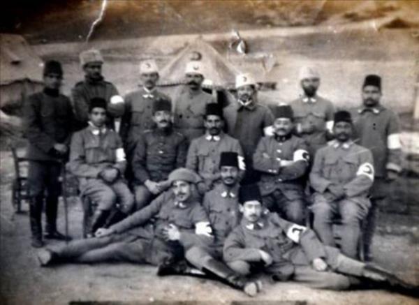 Osmanl'nn son dnemine ait fotoraflar Pakistan'da gn yzne kt