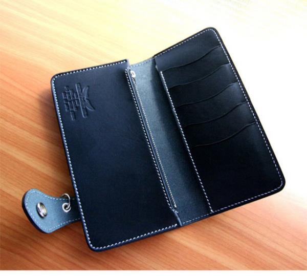 Kaan czdan yakalanp, ii alrsa, Zaim uygulamas devreye giriyor ve czdan barmaya balyor, yardm istiyor.