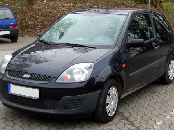 2005 model Ford Fiesta 20 bin TL