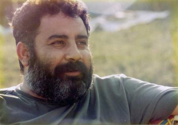 LK ALBM "ALAMA BEBEM", 1985 YILINDA YAYIMLANDIINDA ARTIK TM TRKYE AHMET KAYA ADINI BLYORDU.