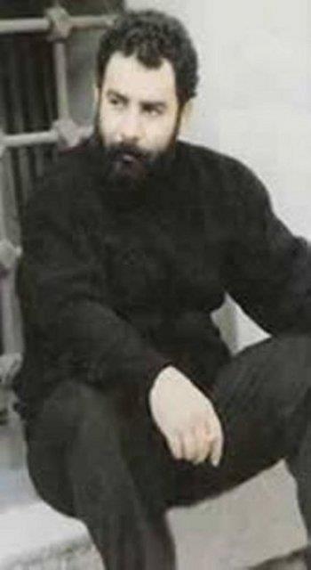 KAYA, GZYALARI NDE, PARS'TE PRE LACHASE (per laez) MEZARLII'NA DEFNEDLD...