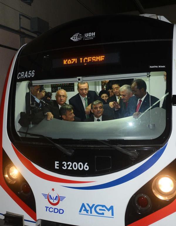 <P>Huffington Post da Ulatrma, Denizcilik ve Haberleme Bakan Binali Yldrm'n, tnelin 9.0 byklndeki bir depreme dayanacak gte ina edildii eklindeki aklamasna yer verdi.</P>