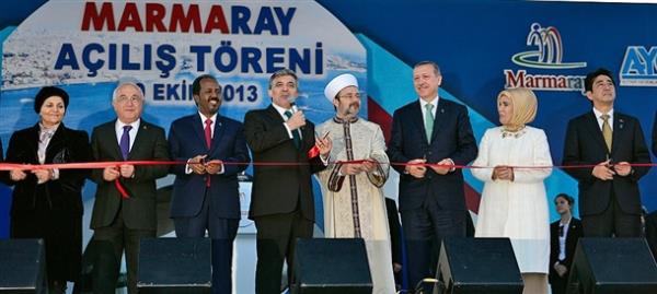 <P>Alta Diyanet leri Bakan Mehmet Grmez tarafndan yaplan dua fotorafna ise tm okuyucular ekrana kitledi.</P>