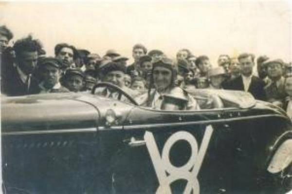 lk kadn otomobil yars: Samiye Morkaya