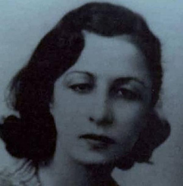 lk kadn kimyac: Remziye Hisar