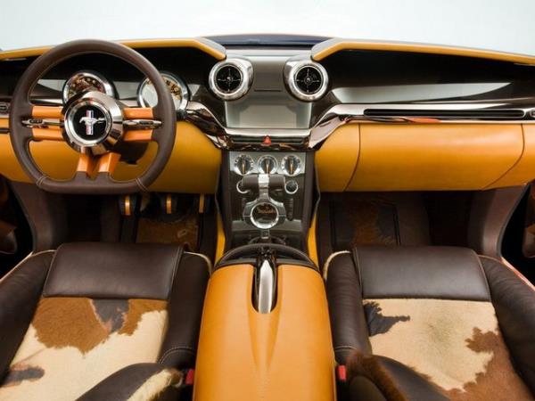 Ford Mustang Giugiaro Konsept