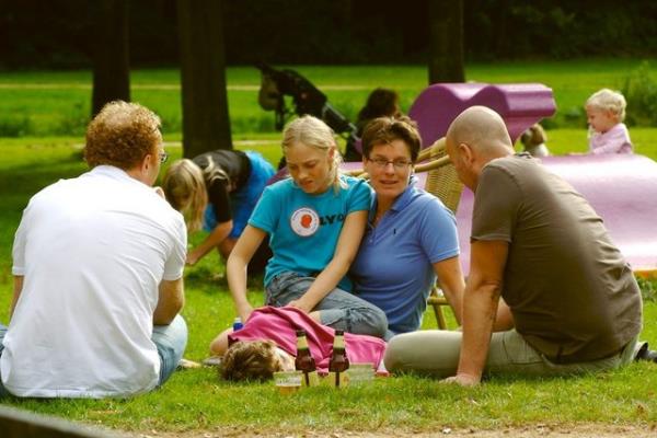 Onu asla bakalaryla kyaslamayn.