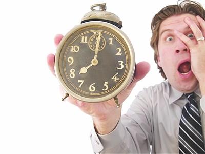 Sabah cep telefonu alarmnda "ertele" yerine "durdur" tuuna basp ge kaldnz.